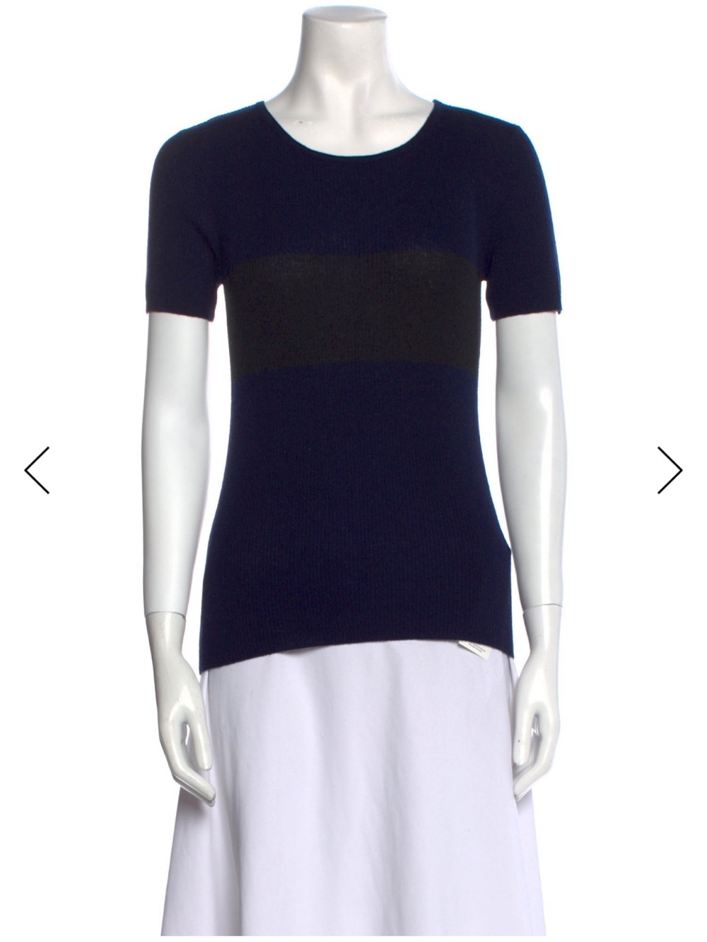Cashmere Women’s Navy and Black Color-blocked Tee